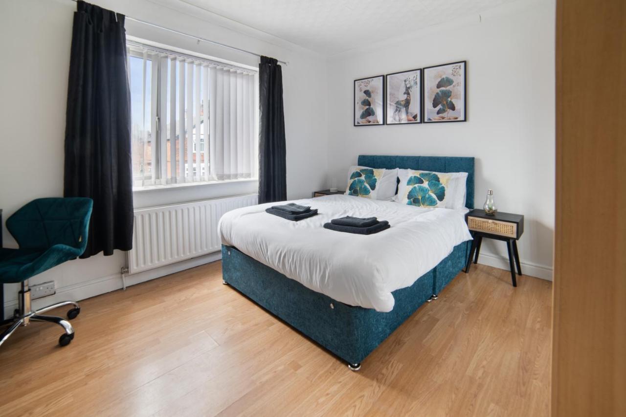 Exclusive Deals L Last-Minute Reserve L Townhouse With Sleeps 6 L Braunstone Town , Leicester L By Zen Nights Short Lets & Serviced Accommodations Exterior foto