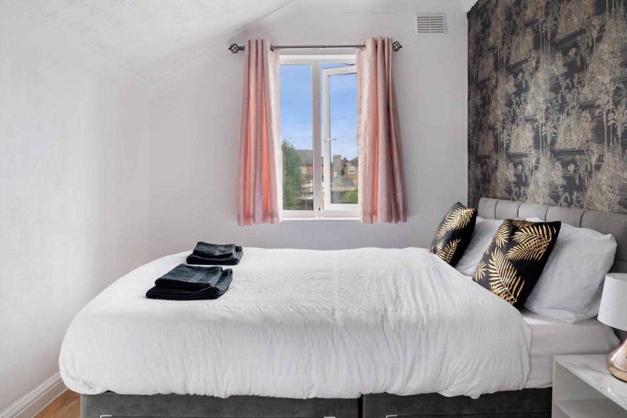 Exclusive Deals L Last-Minute Reserve L Townhouse With Sleeps 6 L Braunstone Town , Leicester L By Zen Nights Short Lets & Serviced Accommodations Exterior foto