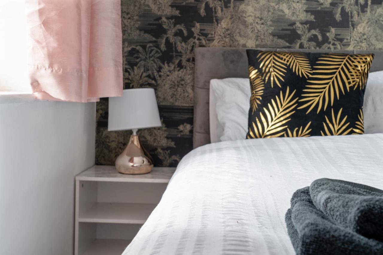 Exclusive Deals L Last-Minute Reserve L Townhouse With Sleeps 6 L Braunstone Town , Leicester L By Zen Nights Short Lets & Serviced Accommodations Exterior foto
